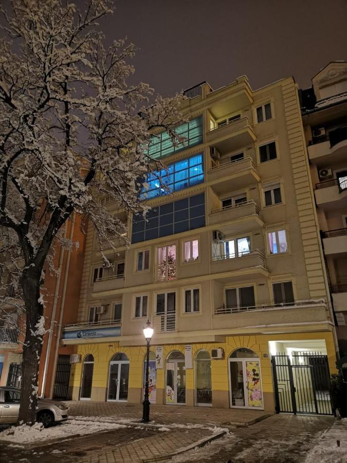 Smiley 2 - Subotica Centar Apartment Екстериор снимка